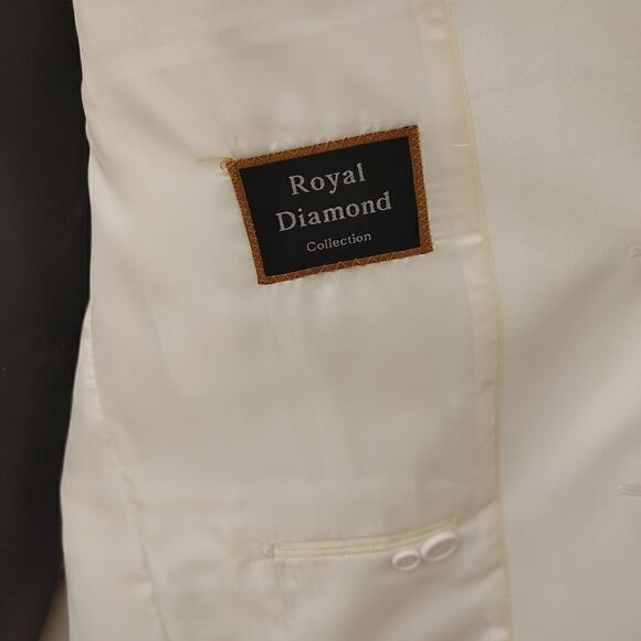 MEN'S ROYAL DIAMOND WHITE 2 PIECE CLASSIC SUIT 50L. - Picture 8 of 16